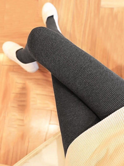 Casual Skinny Leg Keep Warm Velvet Solid Color Leggings