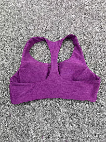 Skinny Hollow Pockets Solid Color Halter-Neck Sports Bra&Shorts Suits