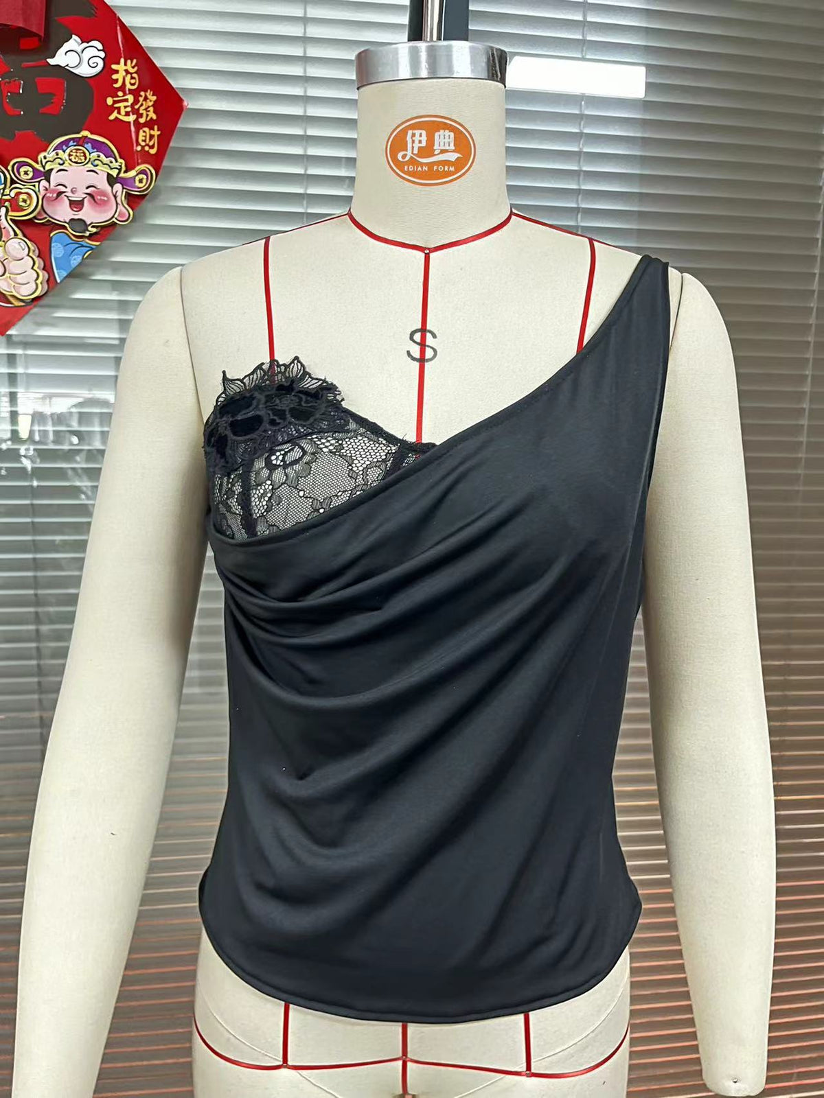 Black One-Shoulder Sheer Lace Cami Top