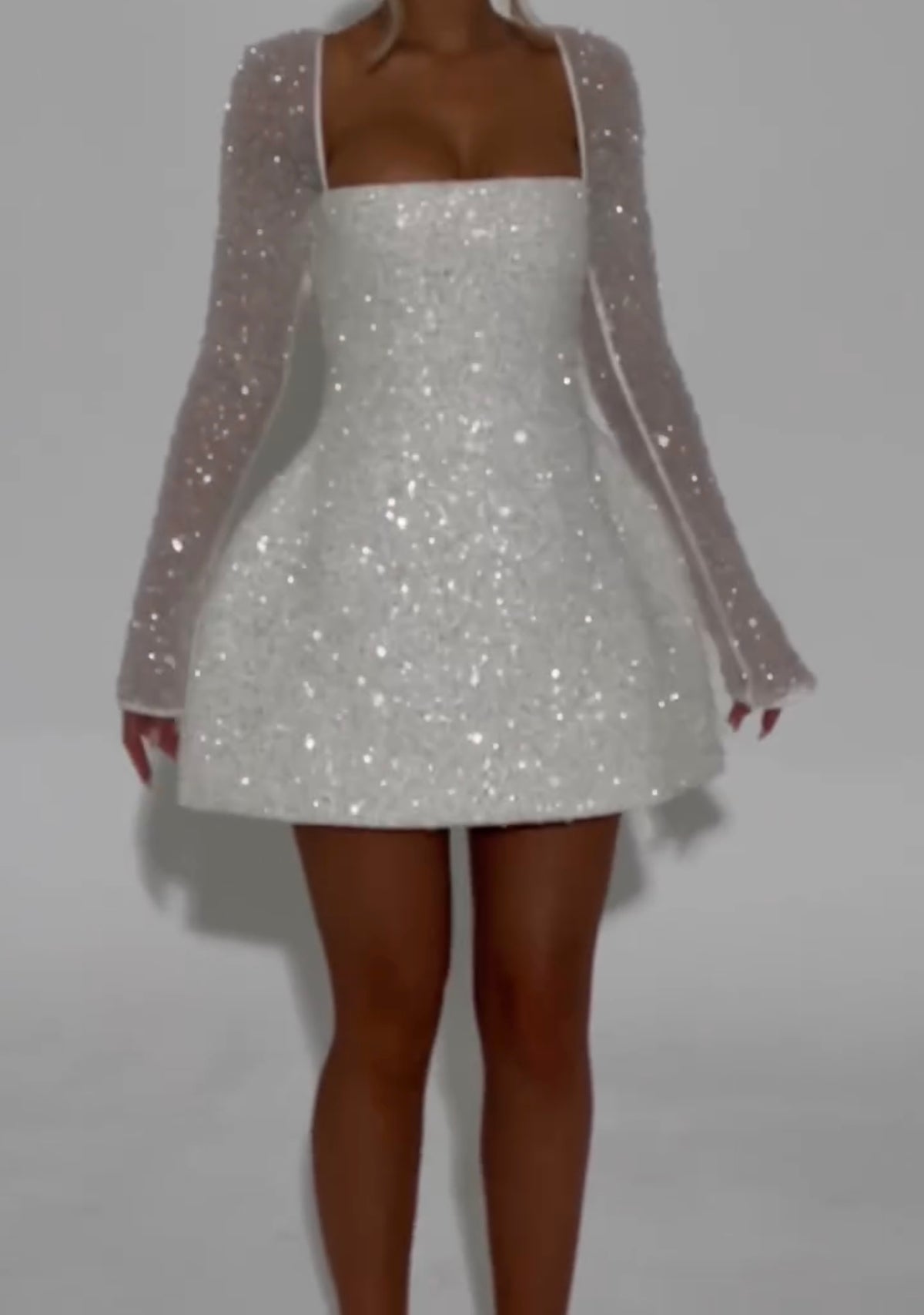 Sexy Low-Cut High Waist Lace Sleeve Stitching Temperament Dress